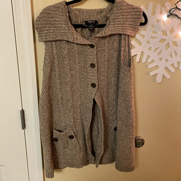 Collared Sweater Vest - Picture 1 of 2
